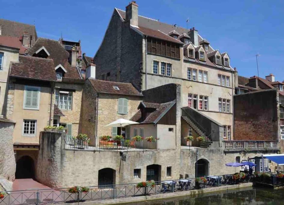Bienvenue A L'Appart' De Louis ! Dole Exterior foto
